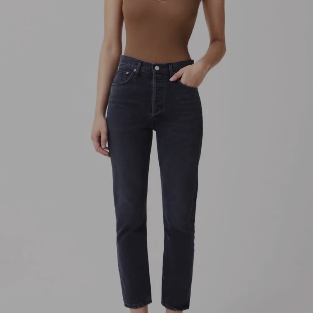Classic Black Women's Jeans - Picture 1 of 9